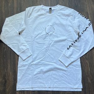 1% Emotion long sleeve Top